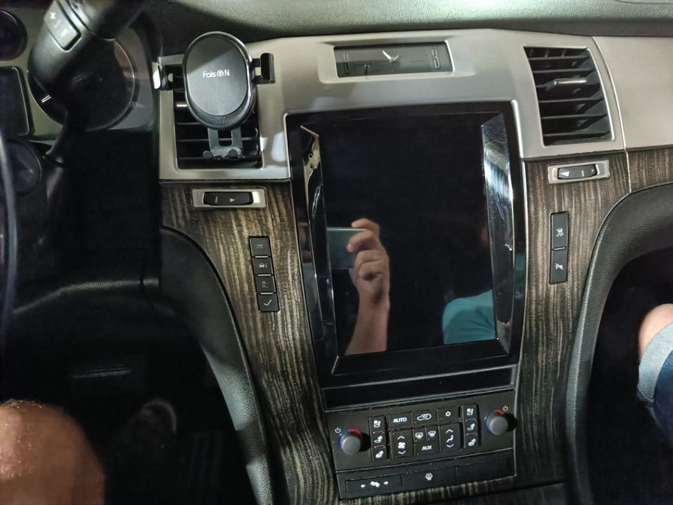 Штатная магнитола Tesla style Teyes TPRO 2 4/64 Cadillac Escalade GMT900 3 (2006-2014)