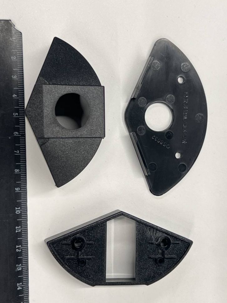 Адаптер под переднию камеру в логотип Mercedes-Benz ML, GLK, C-class