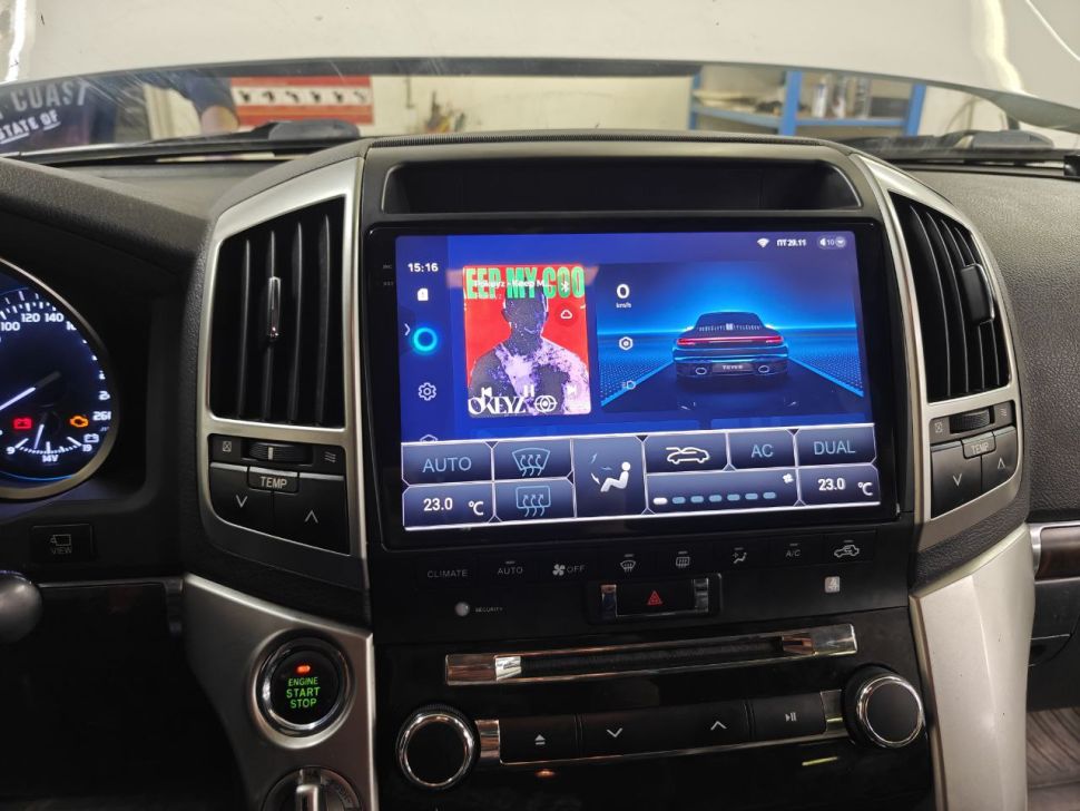 Переходная рамка Toyota Land Cruiser 200 (2007-2015) F3 Тип-B (10")