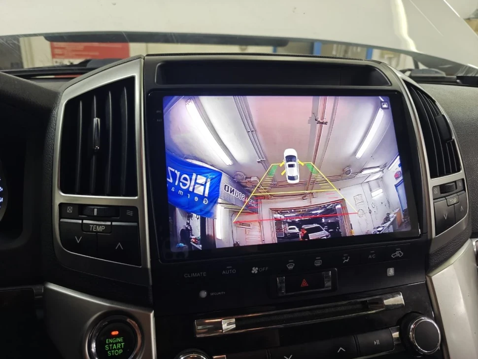 Переходная рамка Toyota Land Cruiser 200 (2007-2015) F3 Тип-C (10")