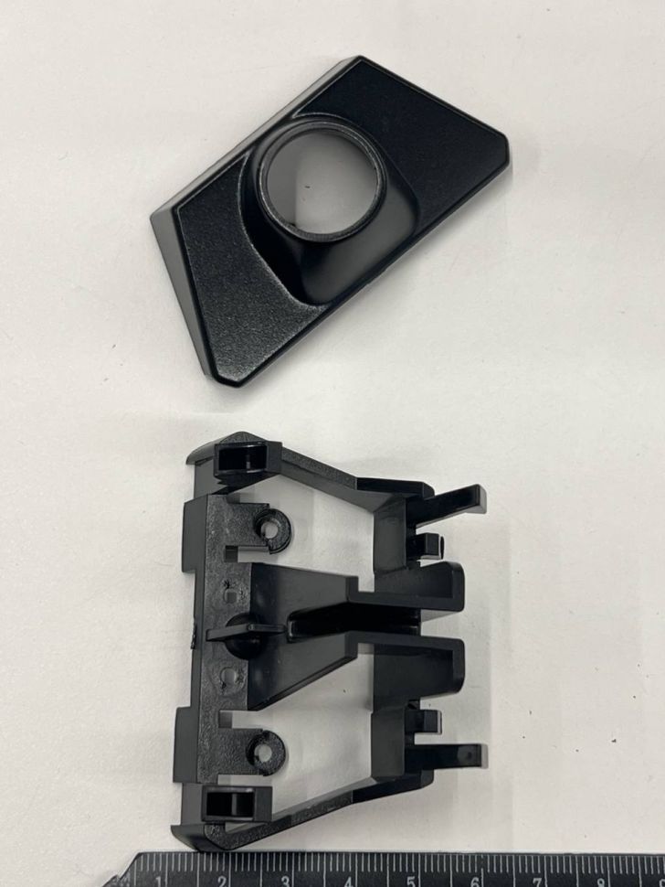 Адаптер под переднию камеру в логотип Toyota Land Cruiser 2012-2015