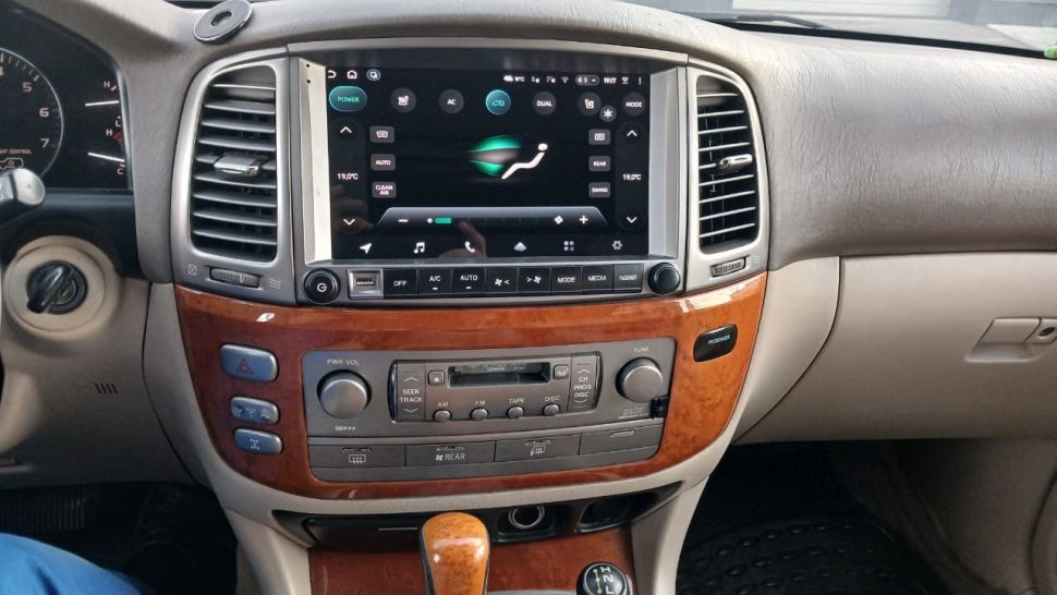 Штатная магнитола Teyes CC4 Pro 8/128 Toyota Land Cruiser 100 (2002-2007) F2 Тип-C