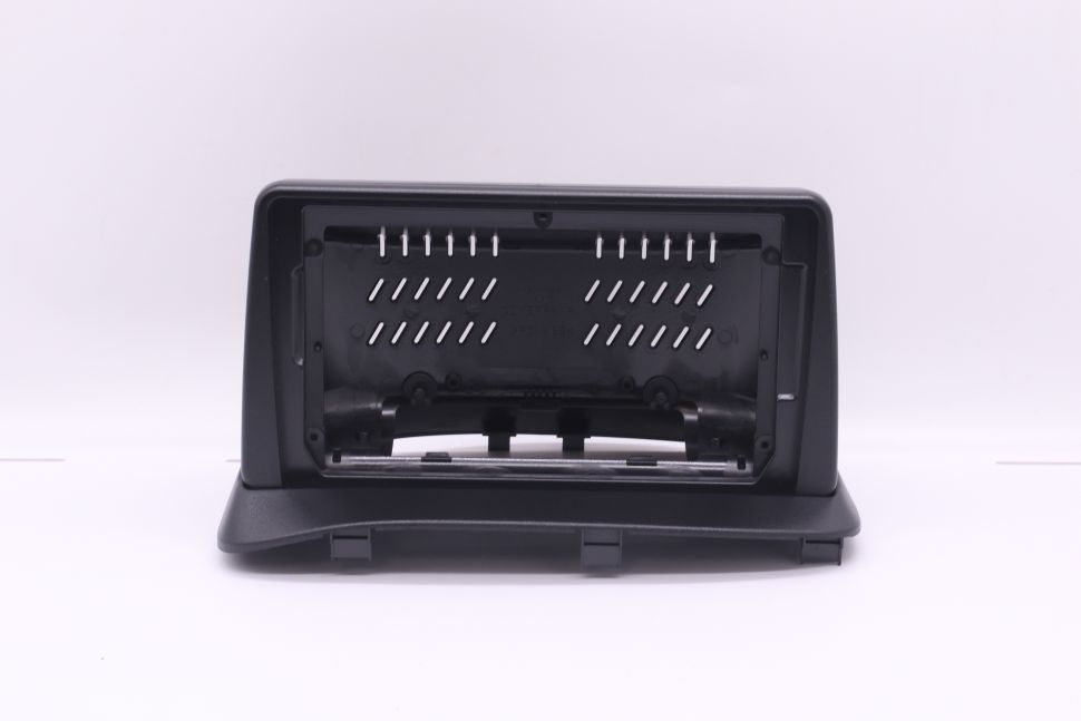 Переходная рамка Mitsubishi Delica 4 (1994-2007) (9&quot;)