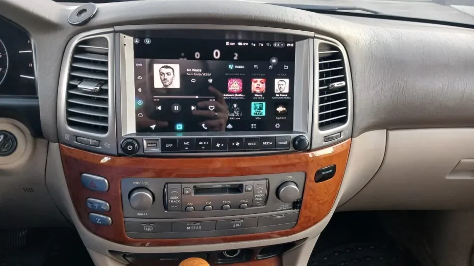 Штатная магнитола Teyes CC3 2K 6/128 Lexus LX470 (2002-2007) F2 Тип-C