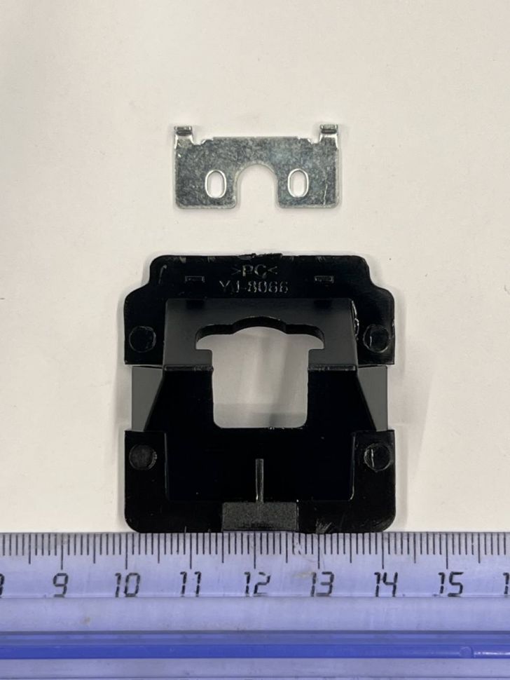 Адаптер под заднюю камеру в штатное место Mitsubishi Outlander XL, Citroen C-Crosser